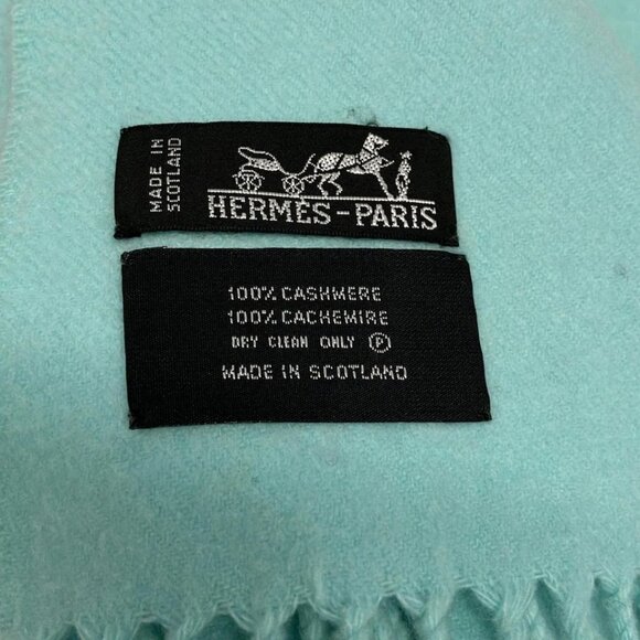 HERMES - Light Blue Cashmere Scarf 449-073025 - Picture 5 of 5